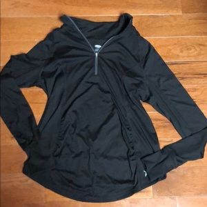 Old Navy active maternity pullover size L